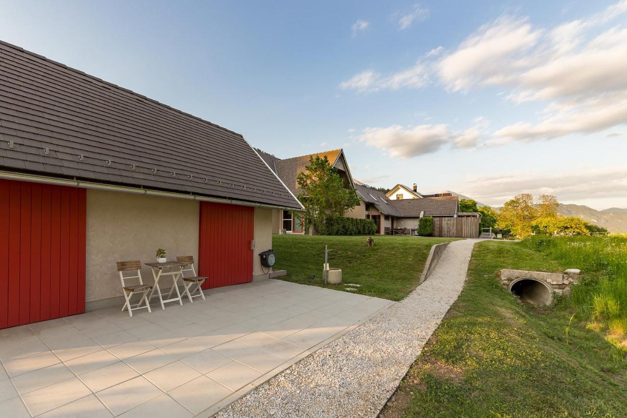 Garden Living Apartment Bled Exterior photo