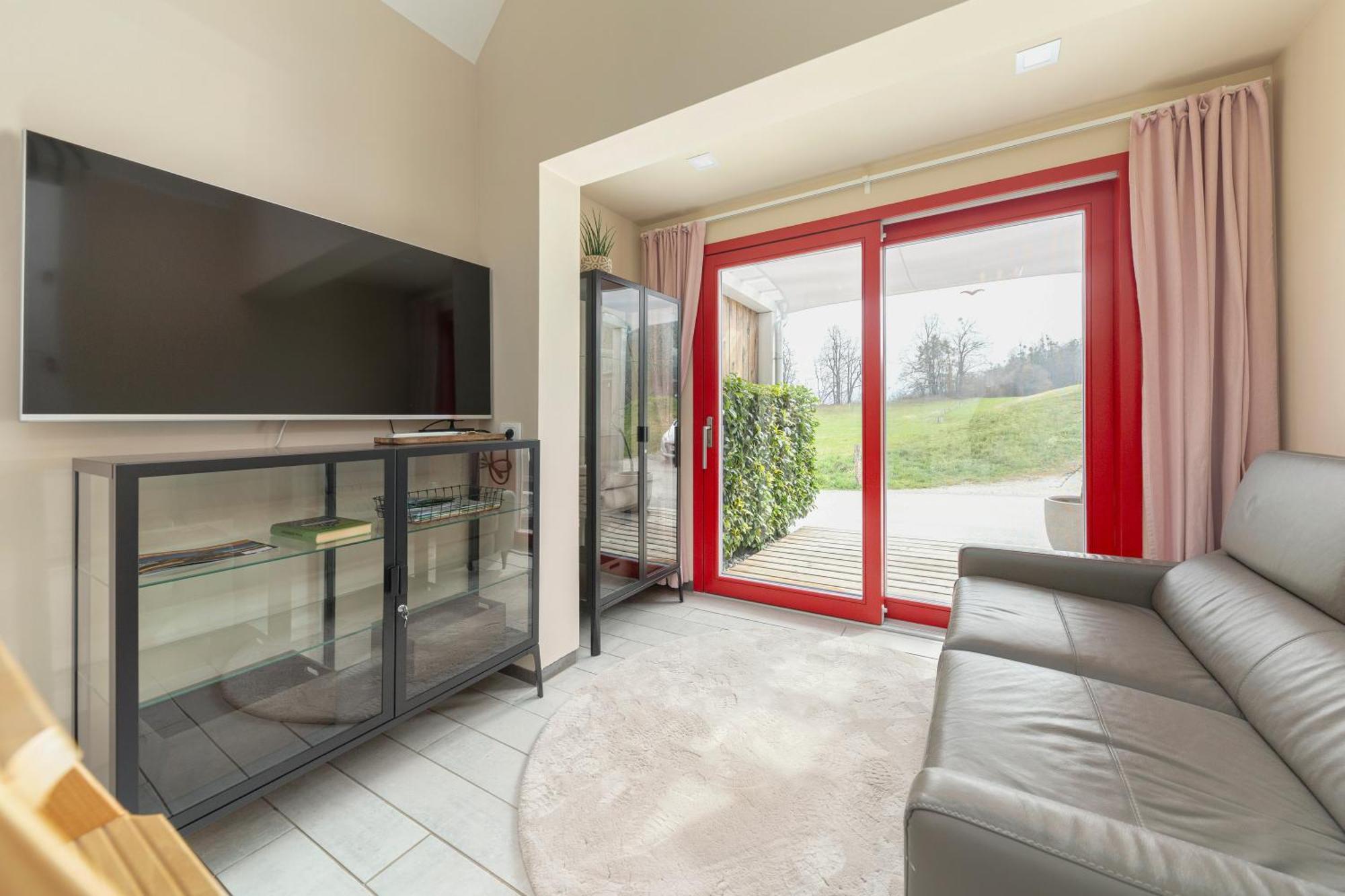Garden Living Apartment Bled Exterior photo